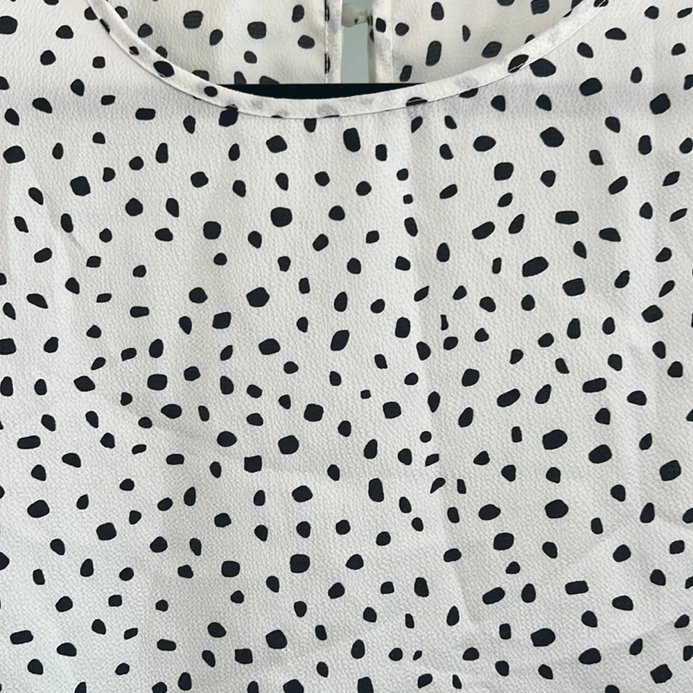 Blouse 👚 - Picture 2 of 6